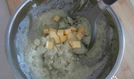 臭豆腐泥爆料怎么做视频,轻松上手，美味分享