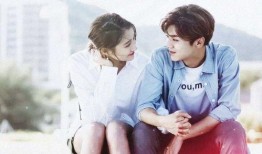 鹿晗关晓彤的最新爆料,恋爱日常甜蜜满满，幸福指数飙升