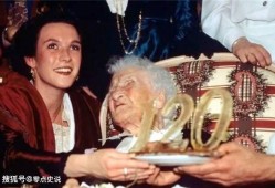 传奇老太太最新爆料视频,最新爆料视频背后的惊人真相